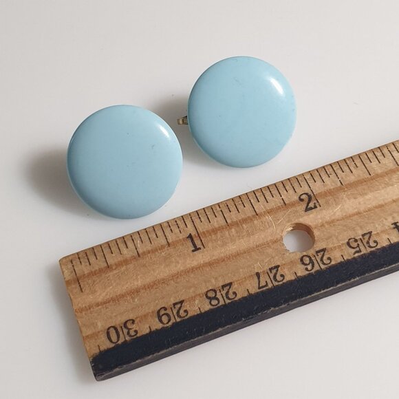 Vintage Light Baby Blue Clip On Earrings Round Retro Style Jewelry Mom Gift - Picture 4 of 4